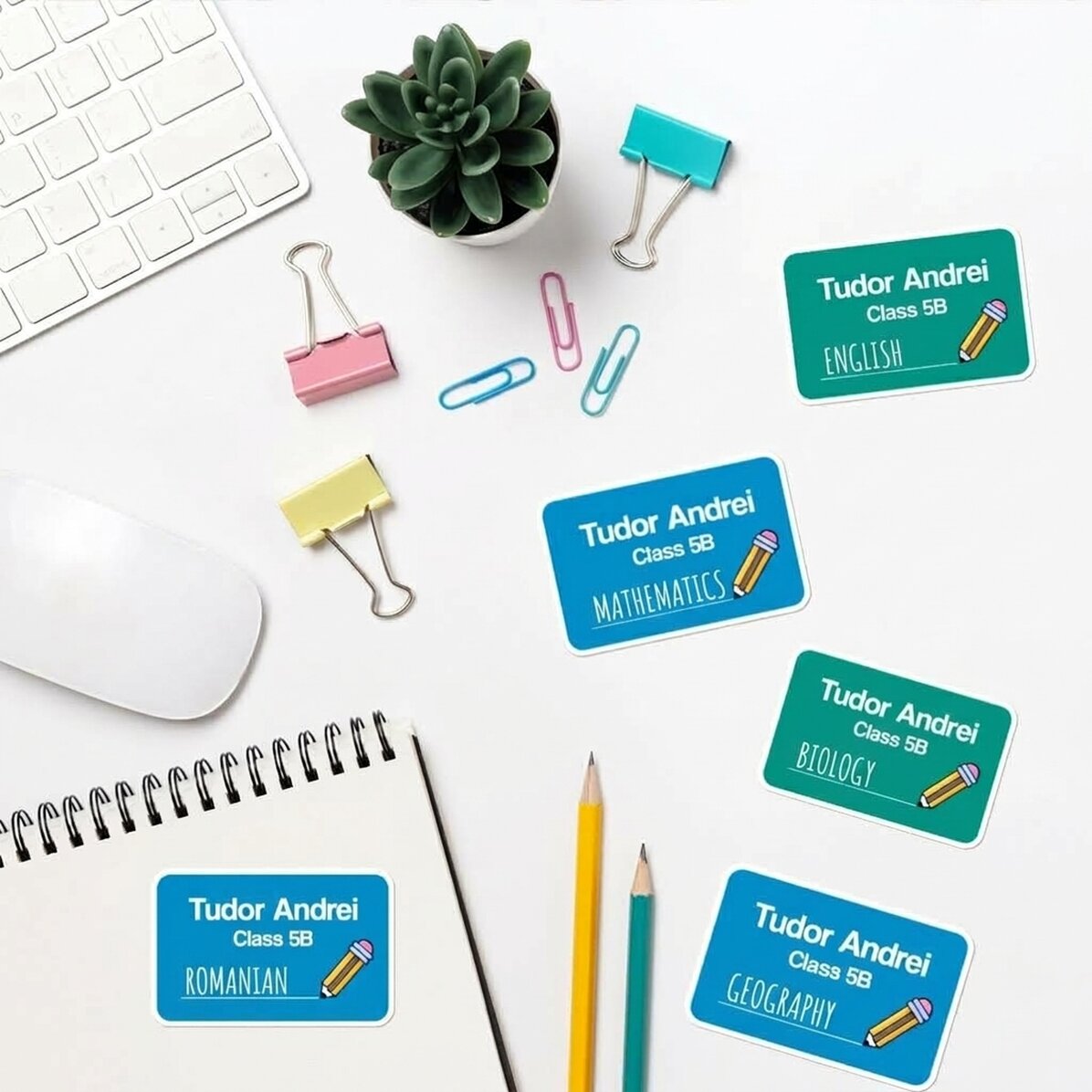 Set van 8 gepersonaliseerde stickers (zelfklevende etiketten) voor school met tekst - gekleurde acht