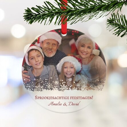 Ronde, gepersonaliseerde versiering met een foto en een kerstboodschap