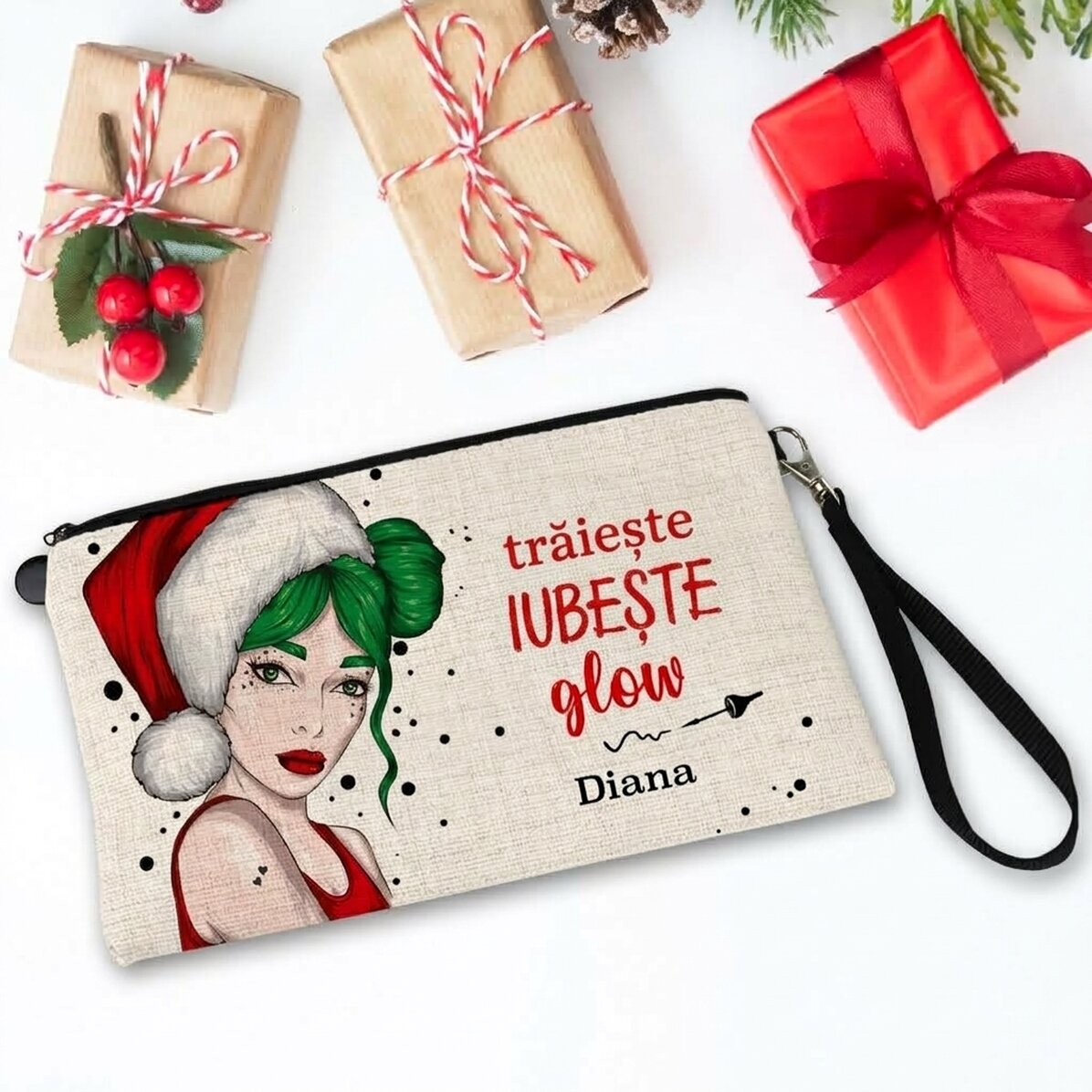 Gepersonaliseerde make-upset met de tekst ‘Live Love Glow’