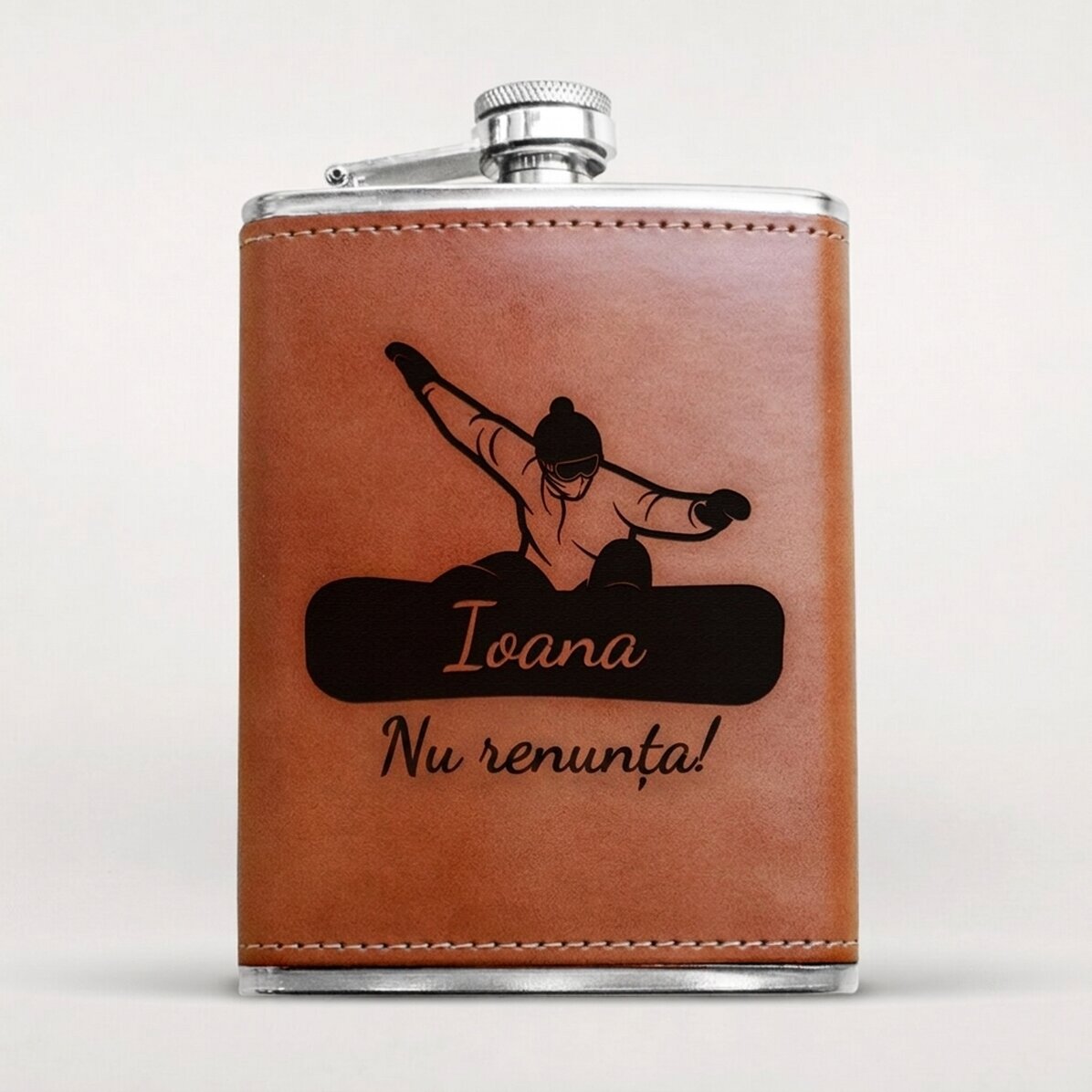 Zakflesje met leren hoesje, gepersonaliseerd met naam en boodschap - Snowboard