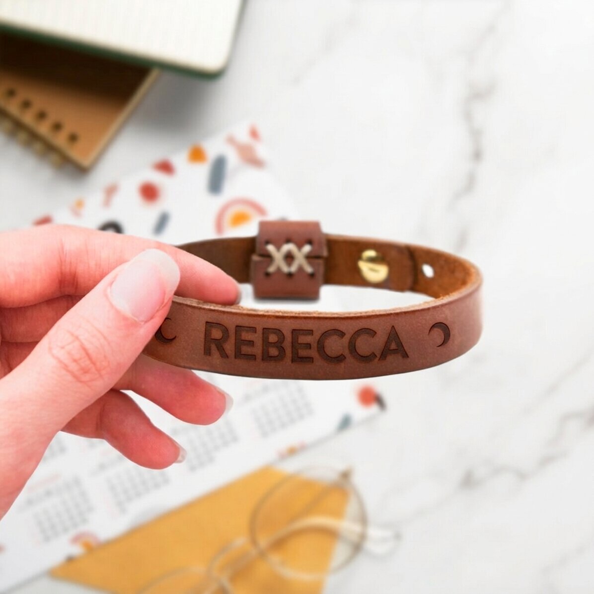 Gepersonaliseerde leren armband met naam voor dames - Halve maan