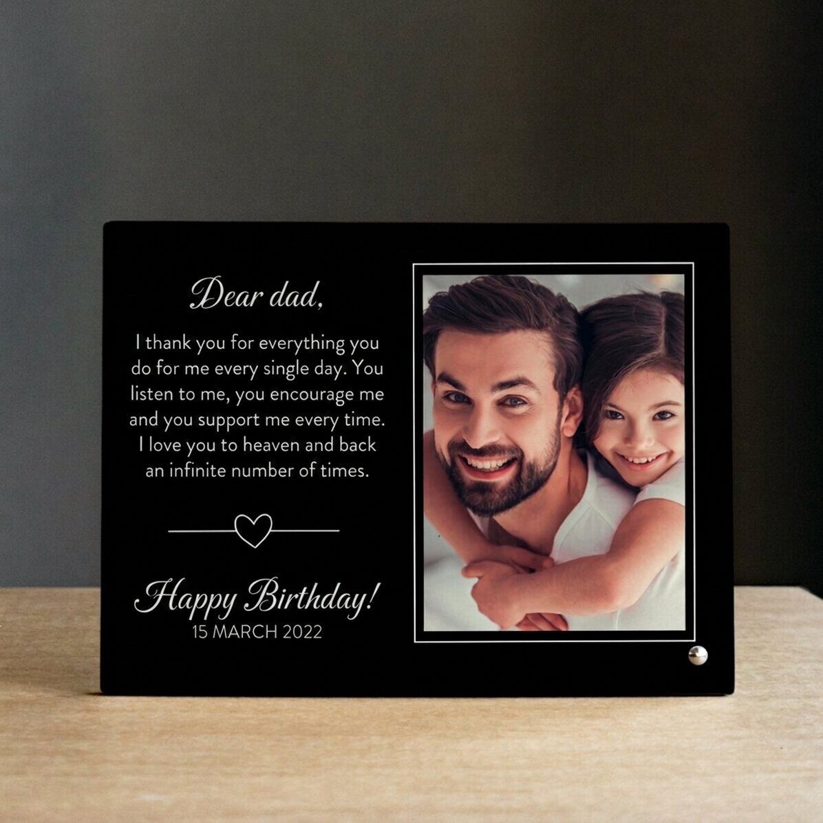 Gepersonaliseerde fotolijst voor op het bureau met een foto en een boodschap - Met liefde
