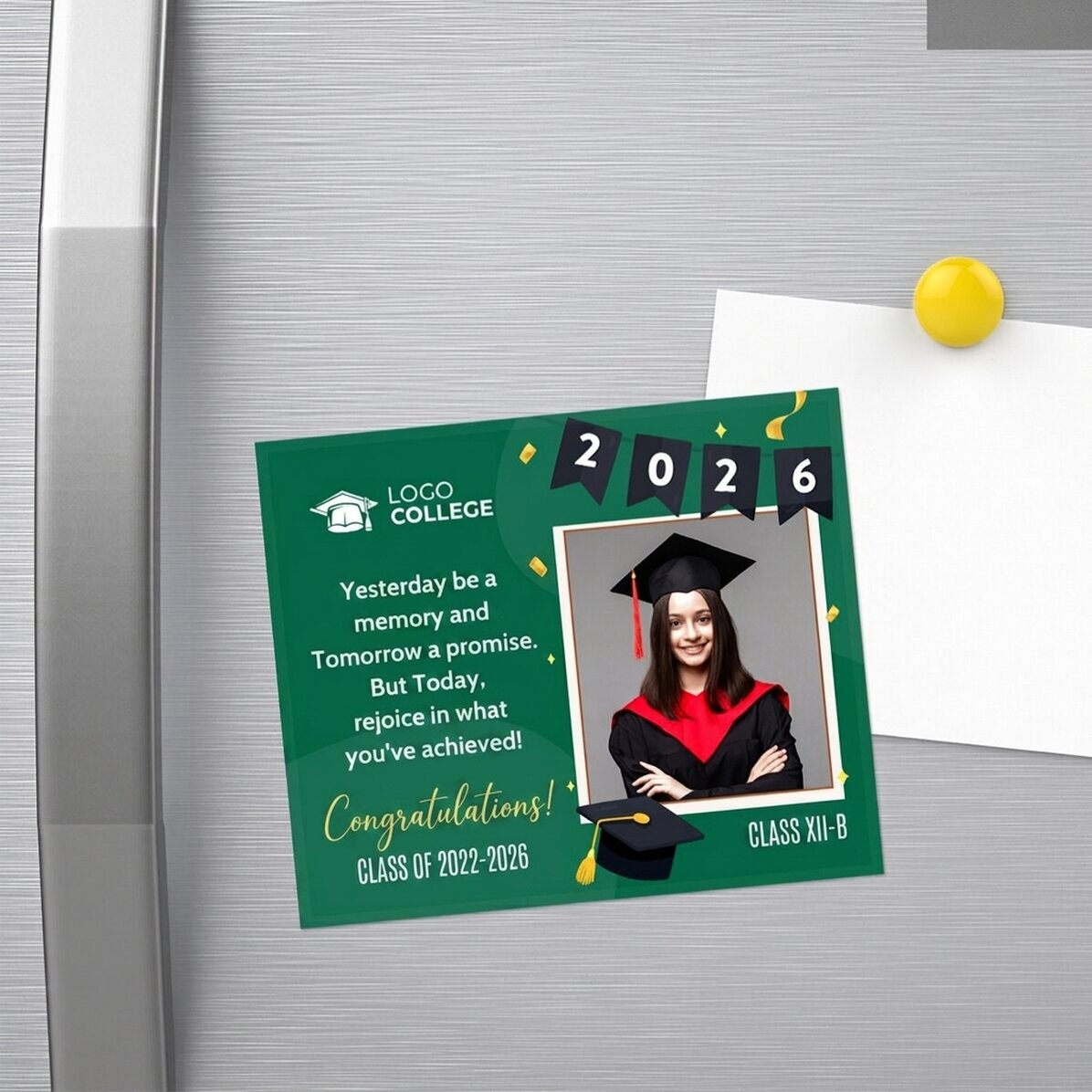 Gepersonaliseerde magneet van 12 x 10 cm met logo, foto en tekst – Gefeliciteerd met je afstuderen!