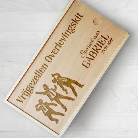 Gepersonaliseerde houten geschenkdoos met boodschap - Overlevingspakket voor het vrijgezellenfeest