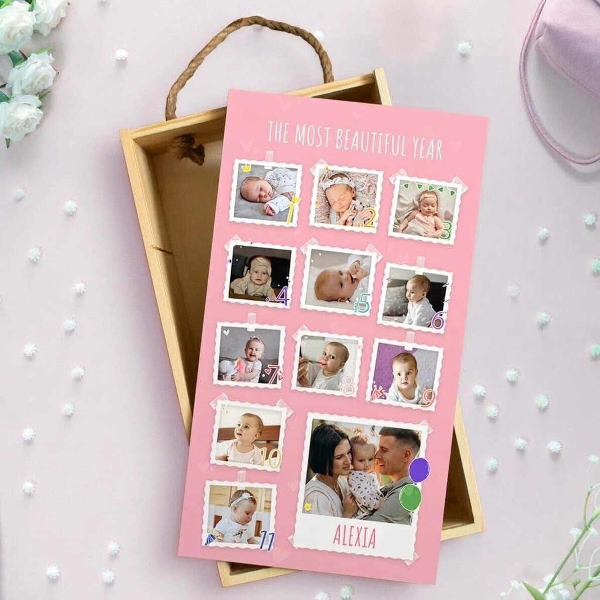Gepersonaliseerde houten geschenkdoos met 13 foto’s en tekst – Eerste verjaardag
