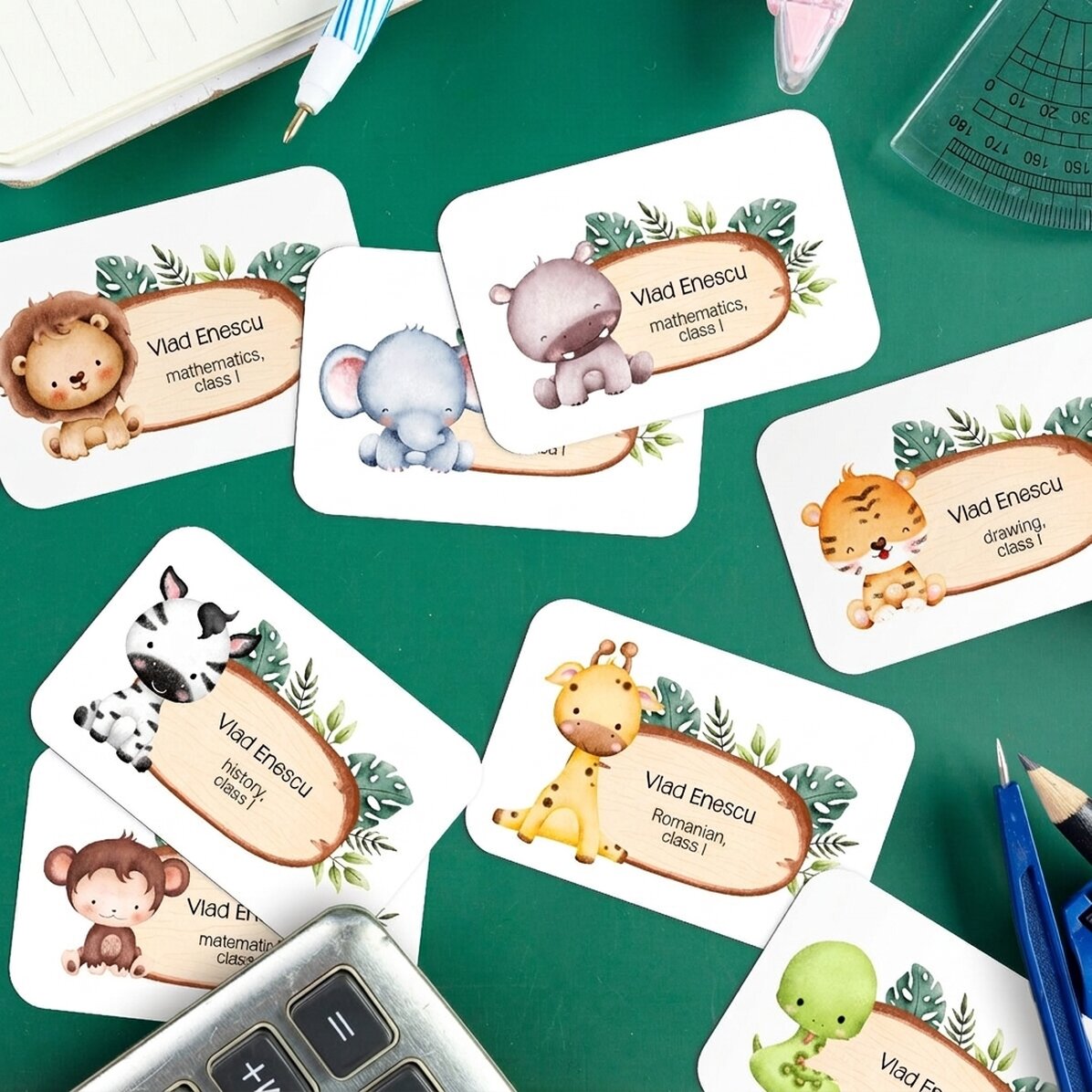 Set van 8 gepersonaliseerde stickers (zelfklevende etiketten) voor school met tekst - Dierentjes