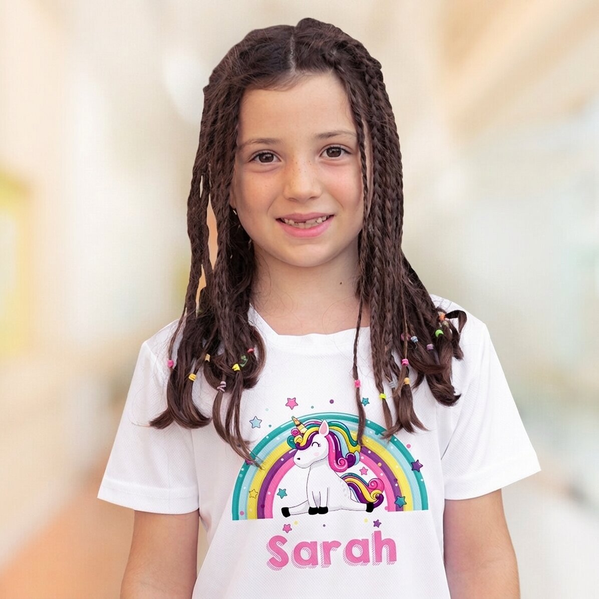 Sportshirt voor kinderen, gepersonaliseerd met naam - Eenhoorn en regenboog