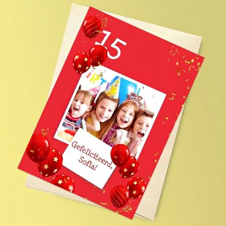 Gepersonaliseerde magnetische wenskaart met een foto en tekst voor een verjaardag