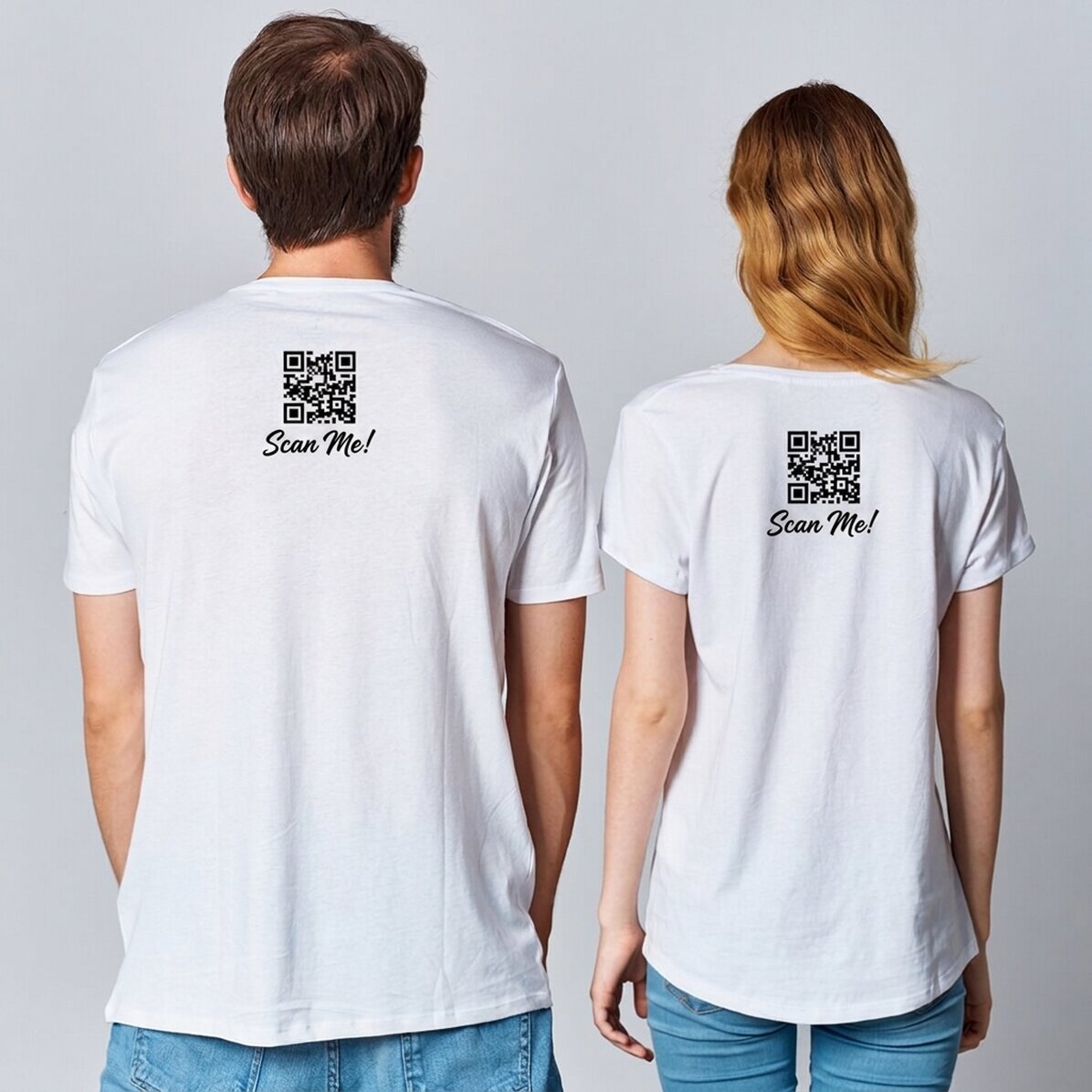T-shirt met QR-code en tekst naar keuze