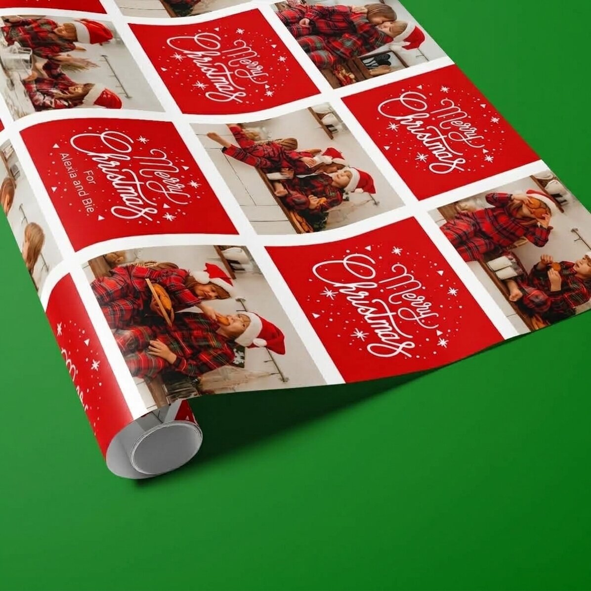 Gepersonaliseerd cadeaupapier met 12 foto’s en tekst – Kerstvierkantjes en kerstboodschappen