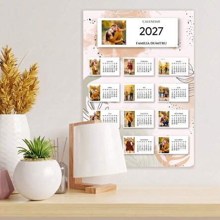 Gepersonaliseerde kalenderposter met 13 foto's en tekst