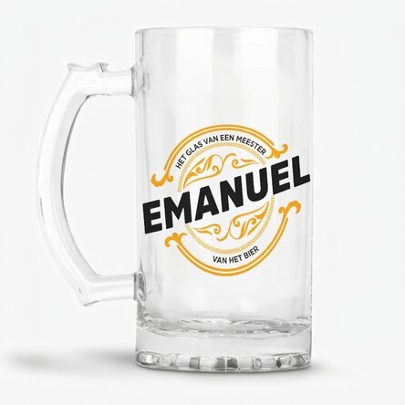 Een bierpul met jouw naam erop