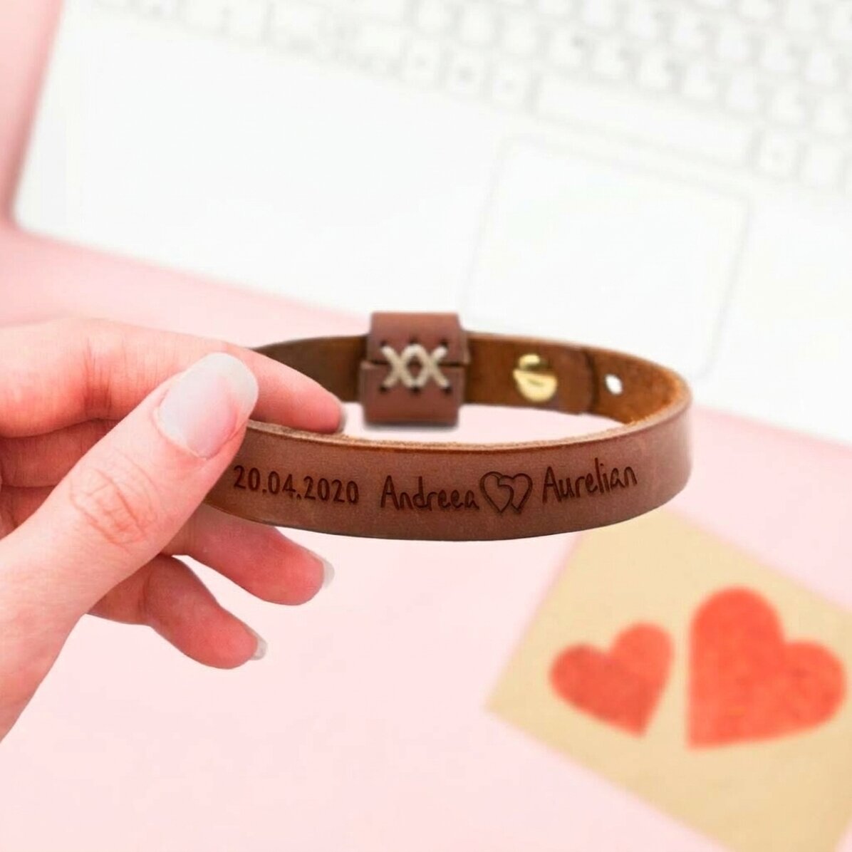 Gepersonaliseerde leren armband voor koppels - Model Hartjes