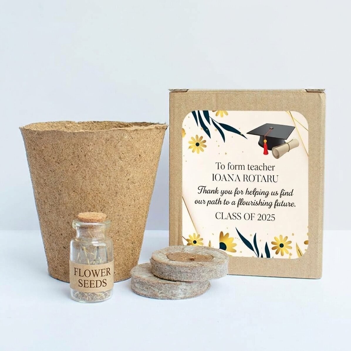 Bloemenplantpakket in een gepersonaliseerd doosje met een boodschap voor leraren - Afstuderen