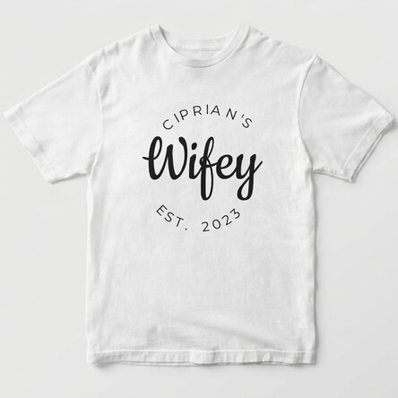 Custom cotton T-shirt with text - Hubby & Wifey