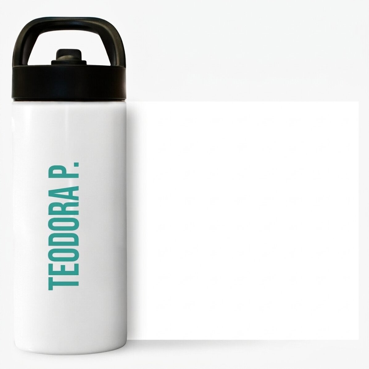 Thermosfles met handvat en rietje, gepersonaliseerd met naam in verticale opstelling