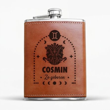 Zakflesje met leren hoesje, gepersonaliseerd met tekst en sterrenbeeld - Tweelingen