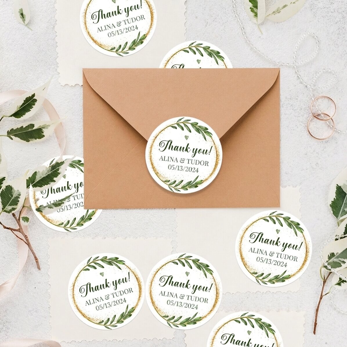 Set van 12 stickers (zelfklevende etiketten) met ronde, gepersonaliseerde bedankjes met een boodscha
