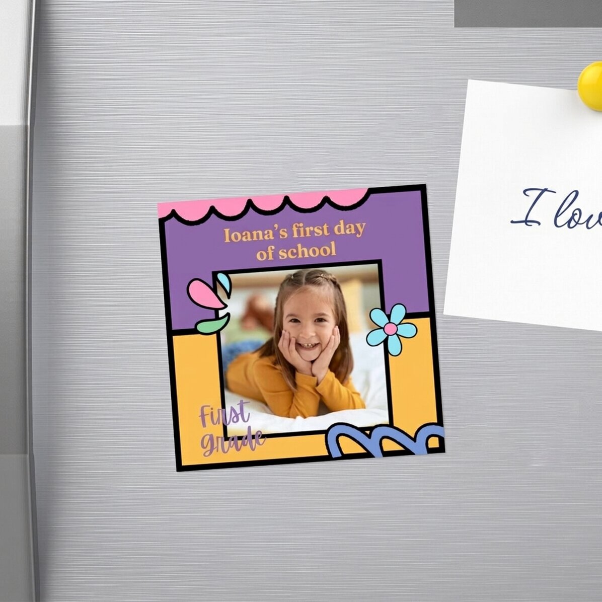 Gepersonaliseerde magneet van 10x10 met een foto en tekst - Eerste schooldag
