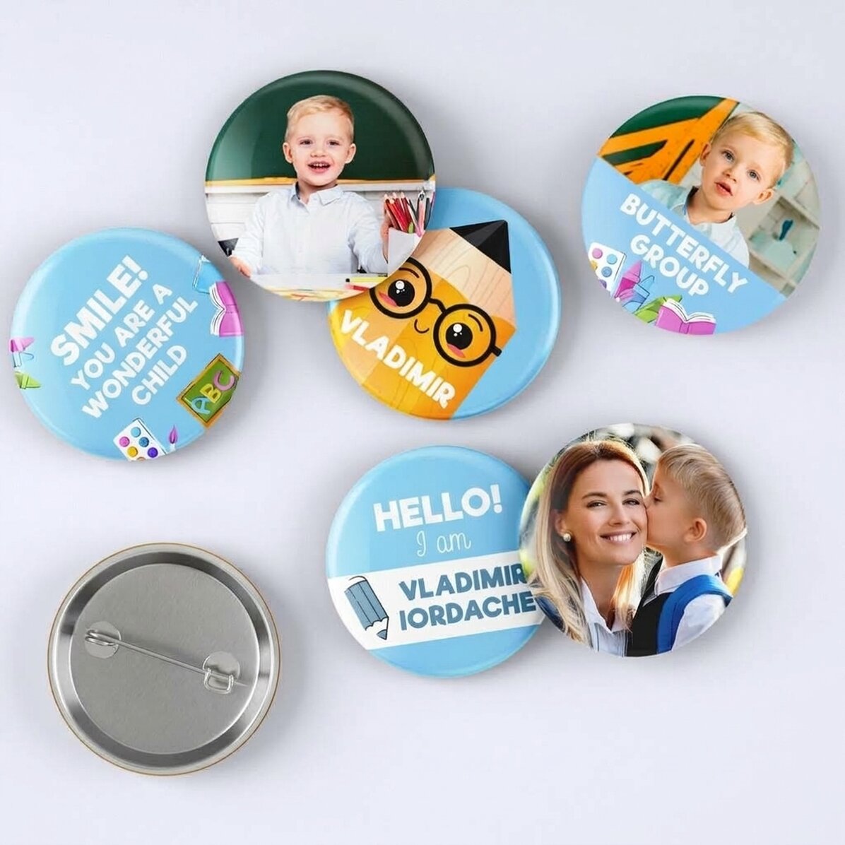 Set van 6 gepersonaliseerde badges met foto