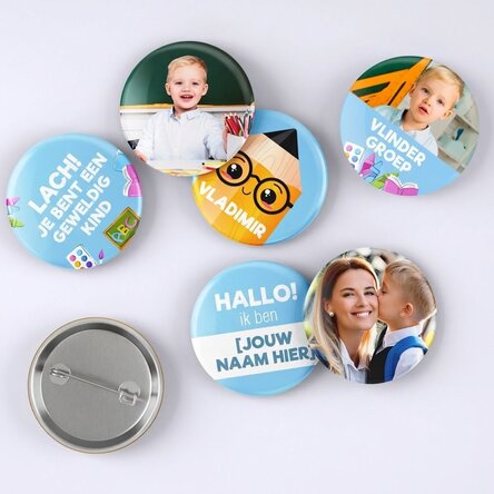 Set van 6 gepersonaliseerde badges met foto's en een boodschap - Back to School