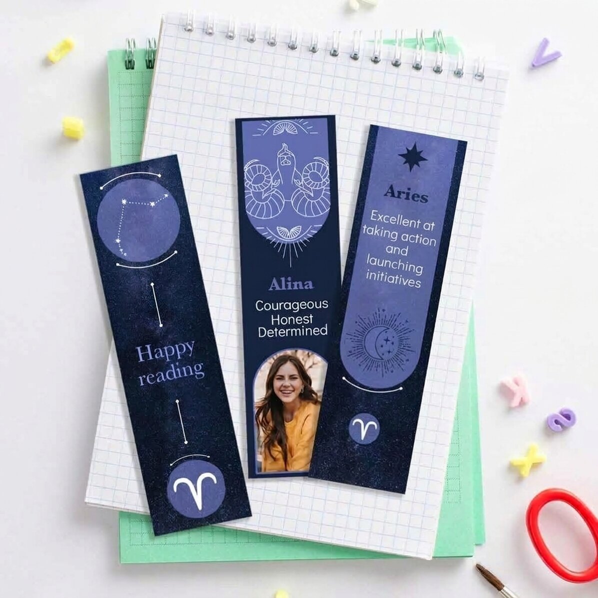 Set of 3 personalised bookmarks with message and photo - Zodiac sign
