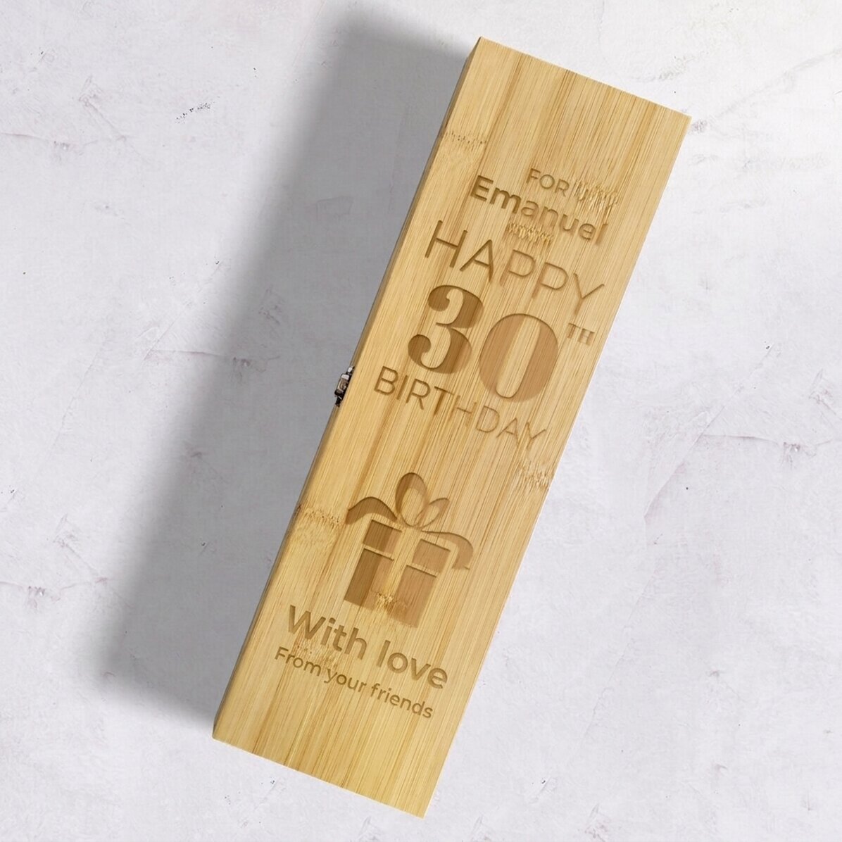 Bamboe wijnkist met accessoires, gepersonaliseerd met een boodschap - Happy Birthday Gift