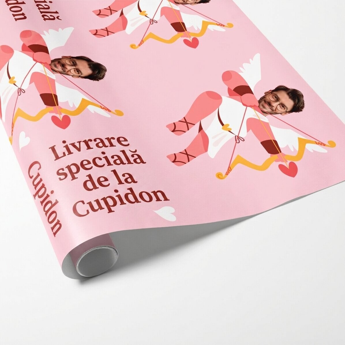 Gepersonaliseerd cadeaupapier met een foto en tekst - Cupid