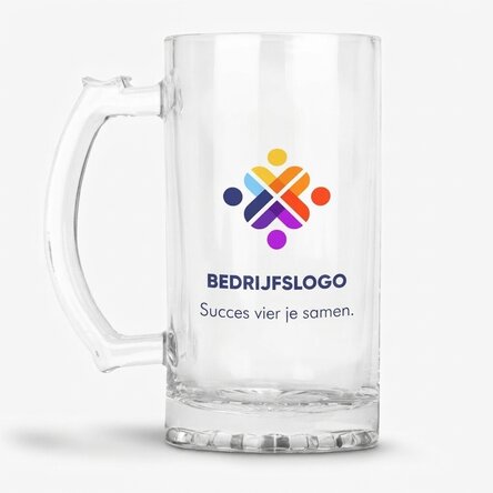 Gepersonaliseerde bierpul met logo en tekst