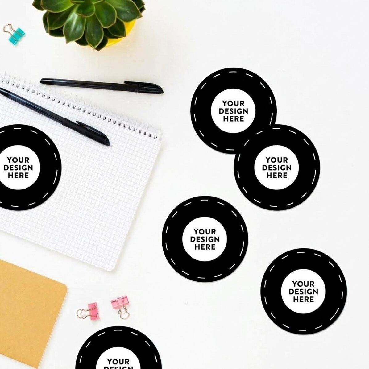 Set van 6 ronde stickers (zelfklevende etiketten) met een diameter van 7 cm, gepersonaliseerd met jo