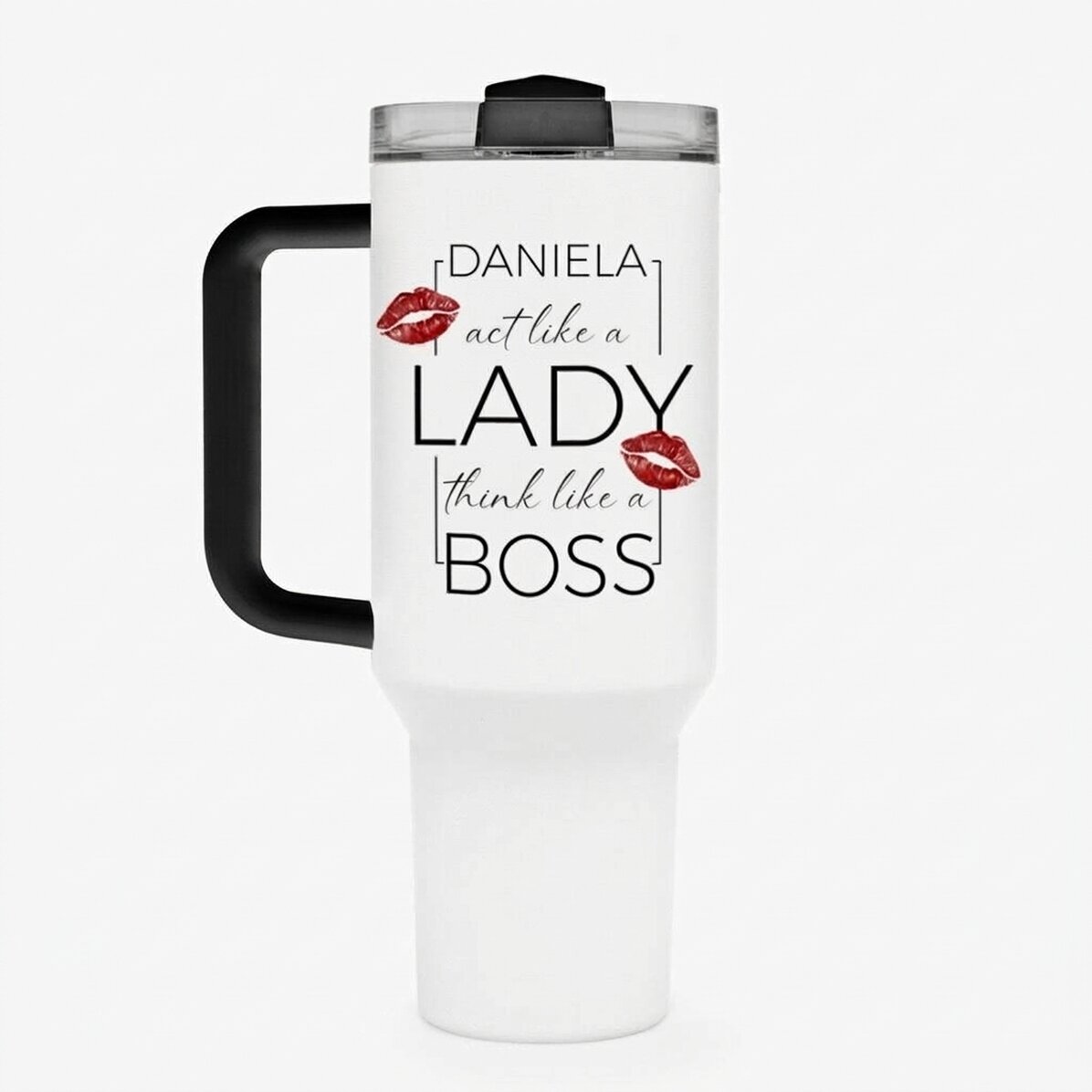 Thermosbeker met handvat en rietje, gepersonaliseerd met de tekst: ‘Think like a lady, act like a bo