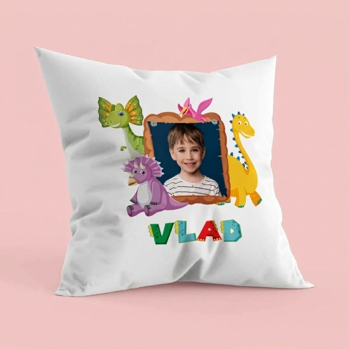 Gepersonaliseerd kussen met foto en naam - Dino