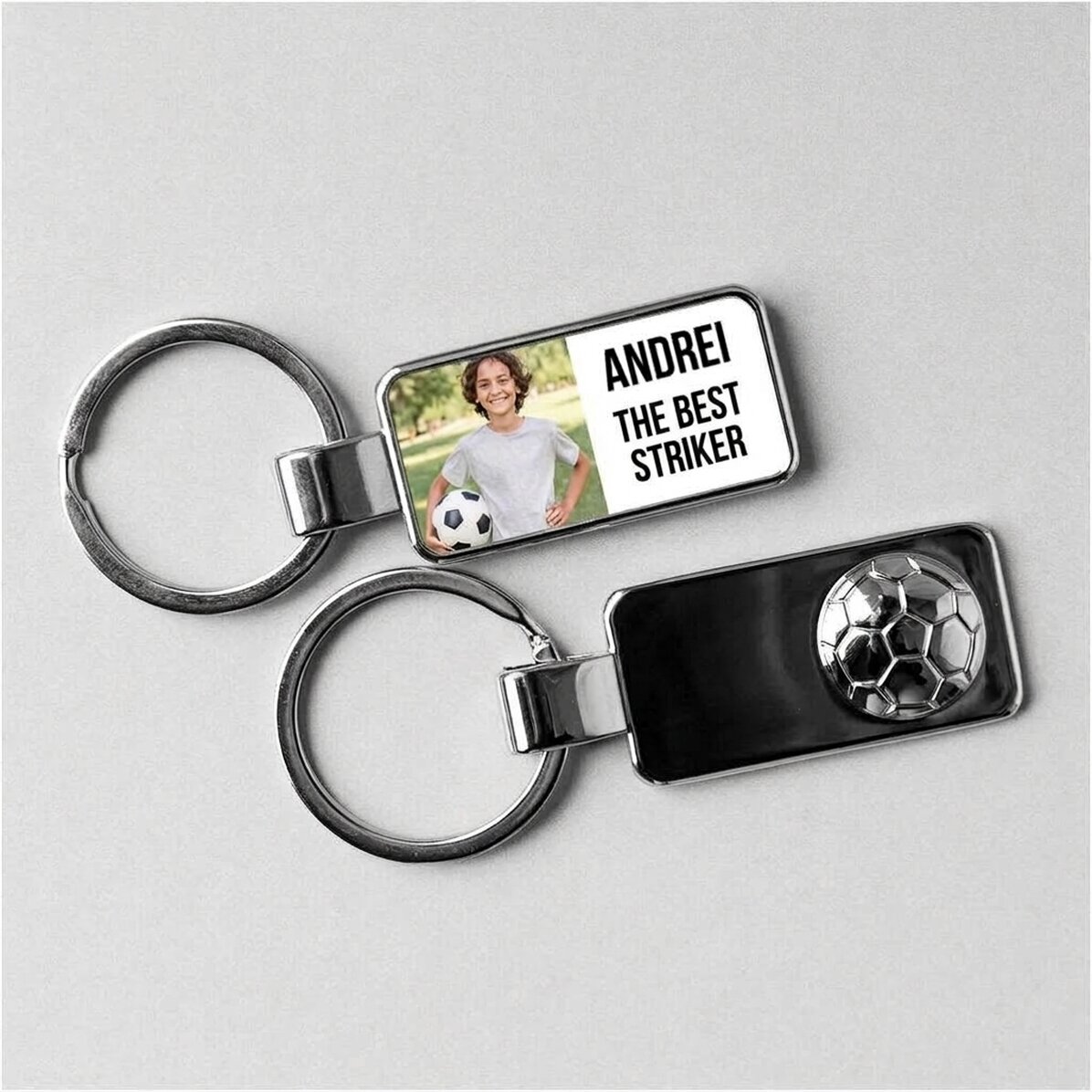 Gepersonaliseerde sleutelhanger met foto en tekst – voetbalmodel