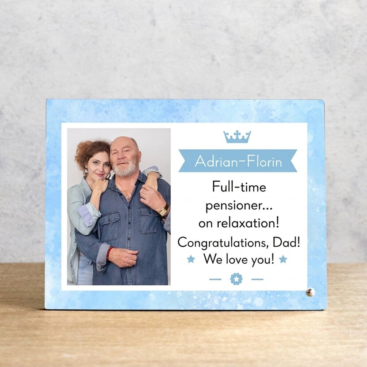 Gepersonaliseerde fotolijst voor op het bureau met een foto en een boodschap - Gepensioneerd