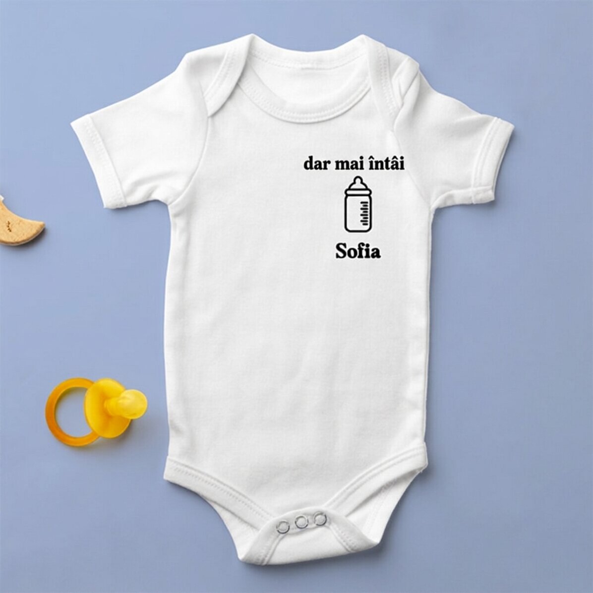 Gepersonaliseerd kinderbody met tekst - But first...