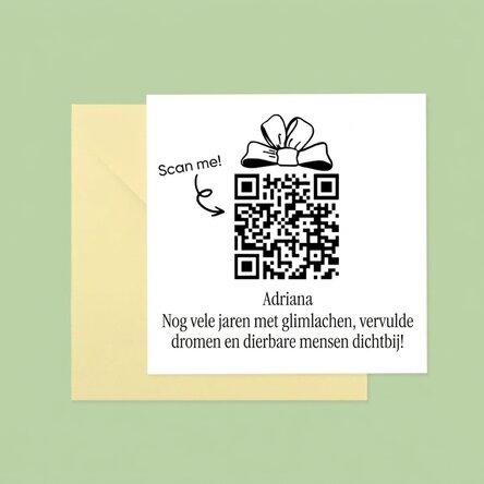 Gepersonaliseerde vierkante kaart met boodschap en QR-code - Van harte gefeliciteerd!