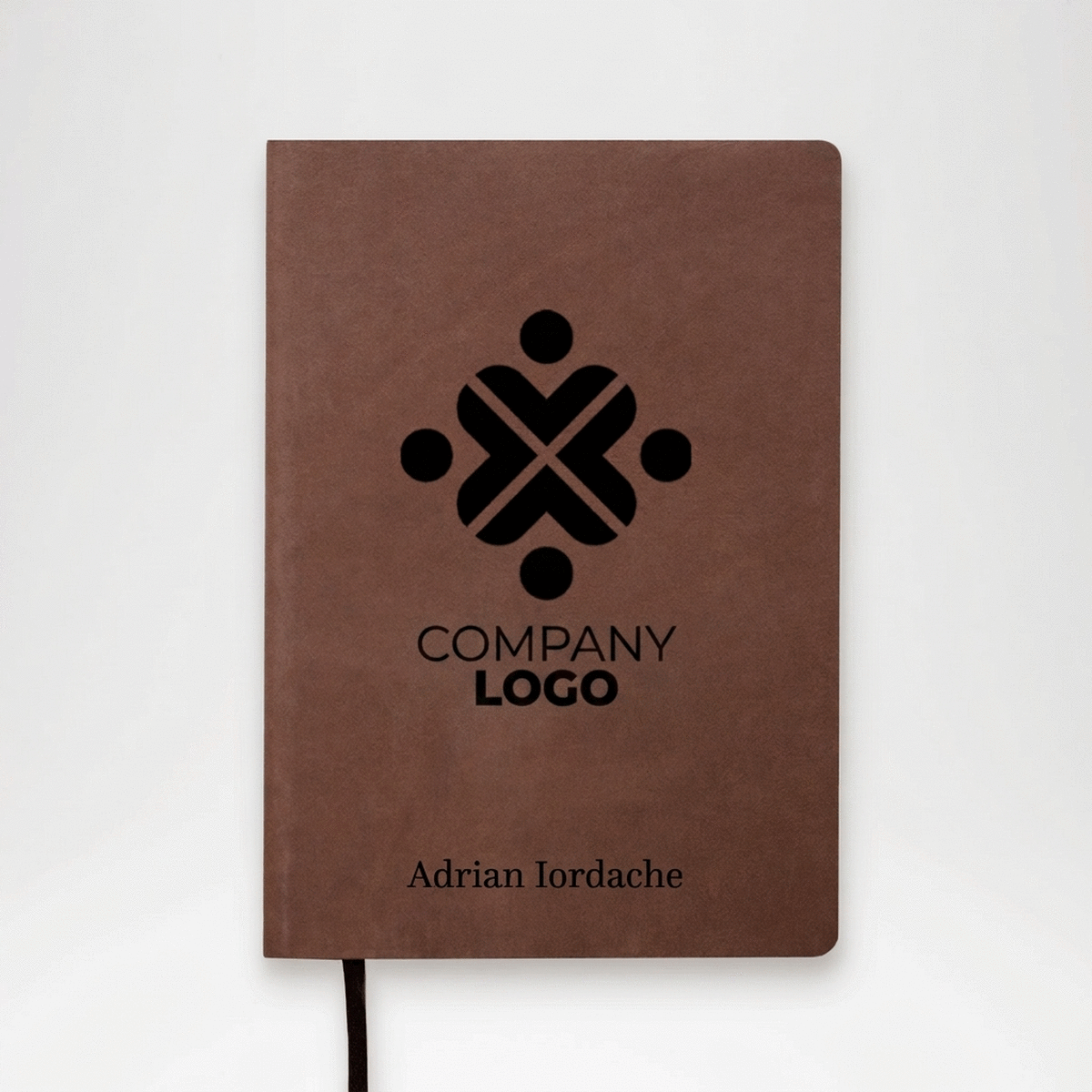 Op maat gemaakte leren agenda met naam en logo