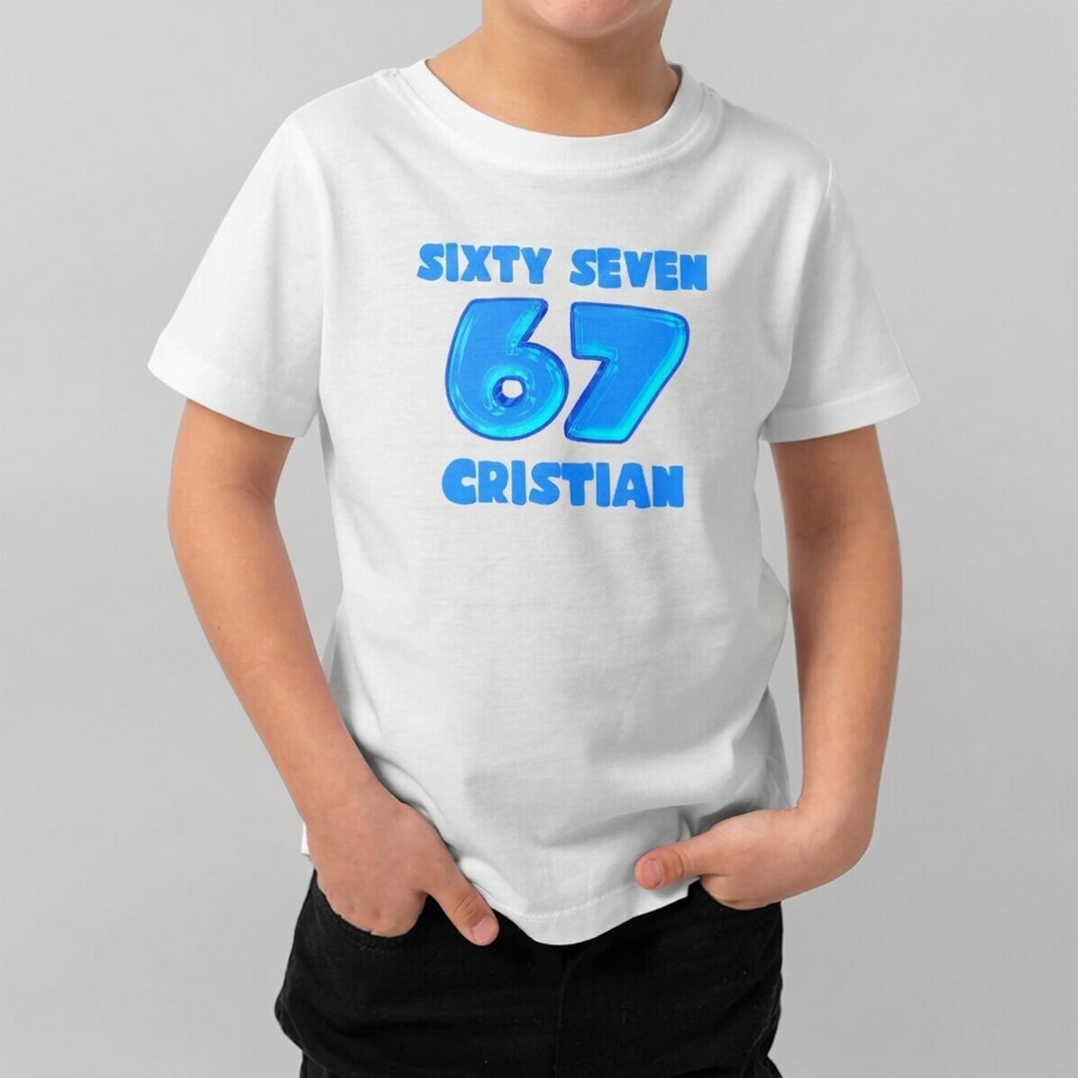 Katoenen T-shirt voor kinderen, gepersonaliseerd met tekst - 67 Six Seven