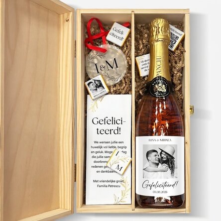 Gepersonaliseerde cadeauset voor een bruiloft