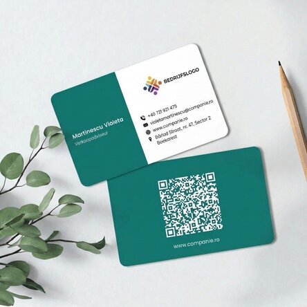 Gepersonaliseerd visitekaartje van aluminium, ontwerp met gekleurde strook, logo en QR-code