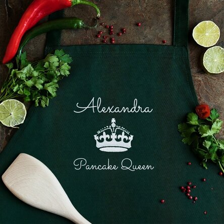 Customised apron - Queen of the kitchen
