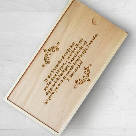 Gepersonaliseerde houten geschenkdoos met boodschap