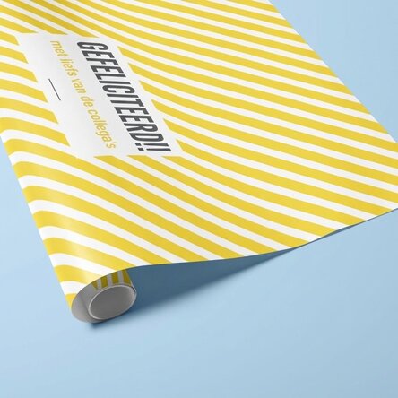Gepersonaliseerd cadeaupapier – ontwerp ‘yellow stripes’, met tekst in een kader