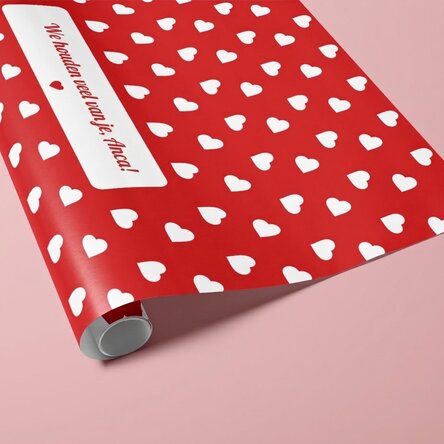 Gepersonaliseerd cadeaupapier - hartjesmotief