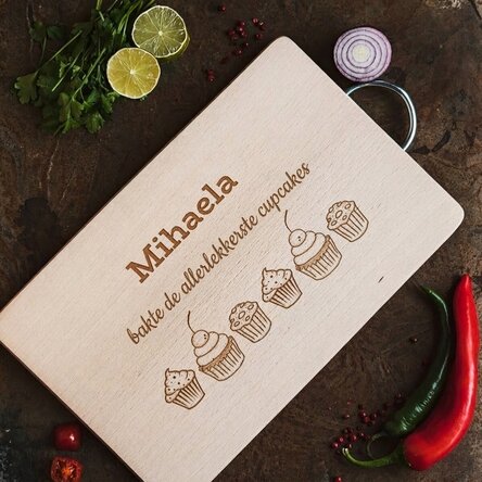 Rechthoekige snijplank met gepersonaliseerd handvat - Muffins-model
