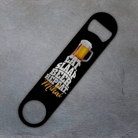 Gepersonaliseerde bieropener met tekst - Eat. Sleep. Beer. Repeat