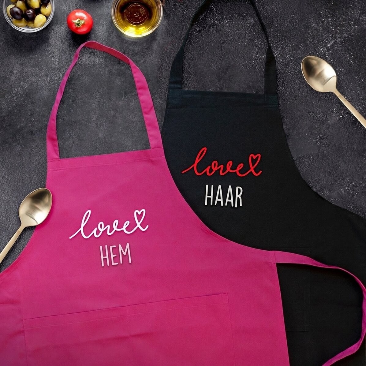 Gepersonaliseerde schorten voor koppels - love you