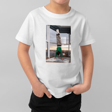 Customised cotton T-shirt for children with a portrait photo