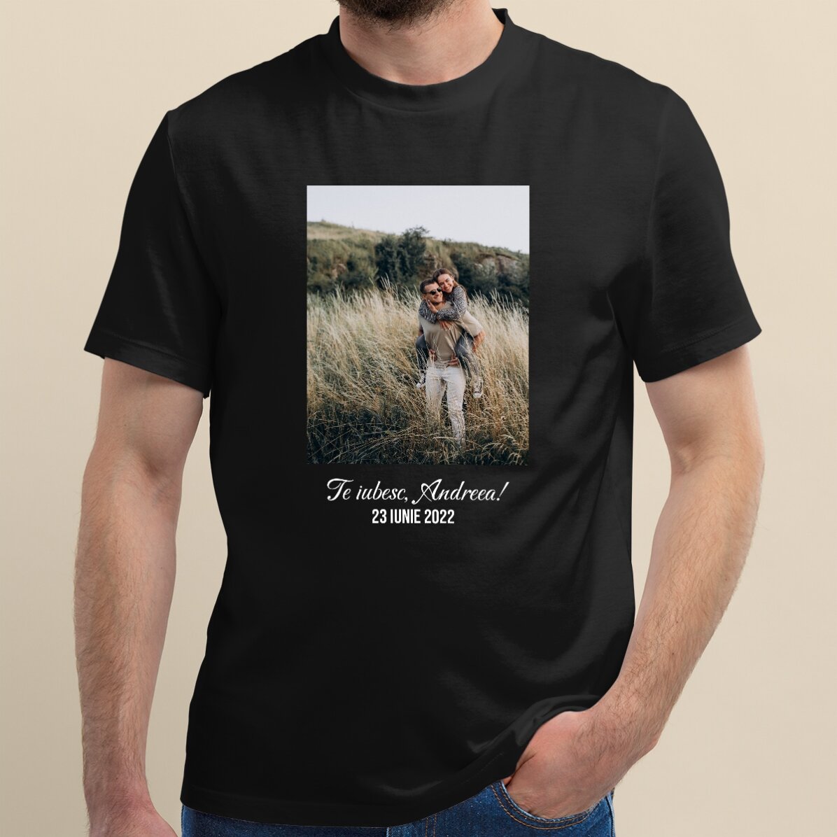 Katoenen T-shirt met een portretfoto en tekst erop