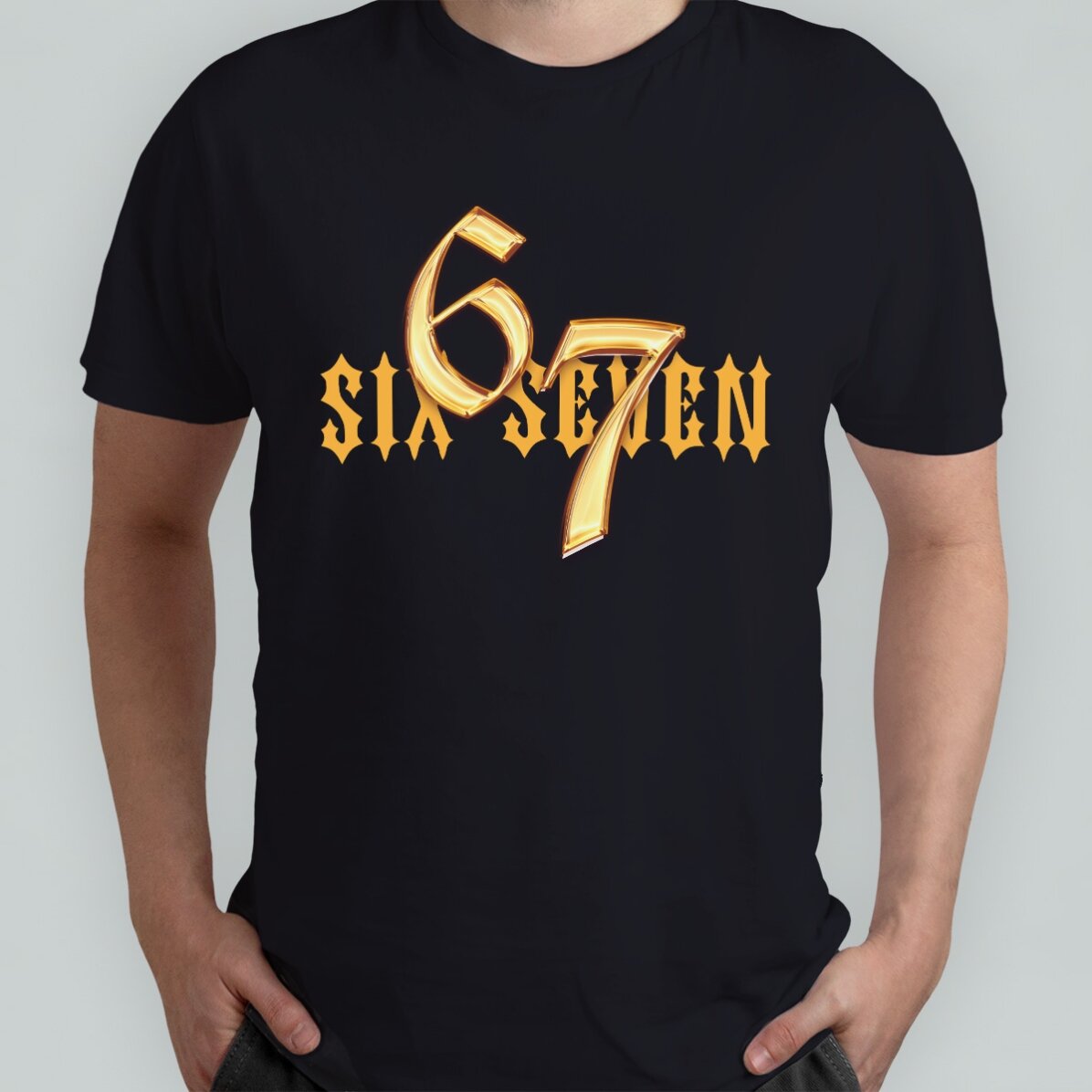 Katoenen T-shirt met gepersonaliseerde tekst - 67 Six Seven